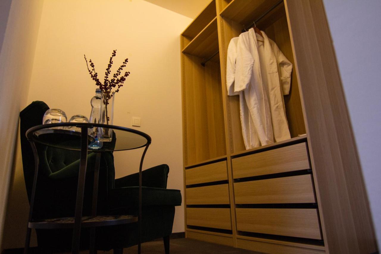 Hotel Marathon Senec Ngoại thất bức ảnh